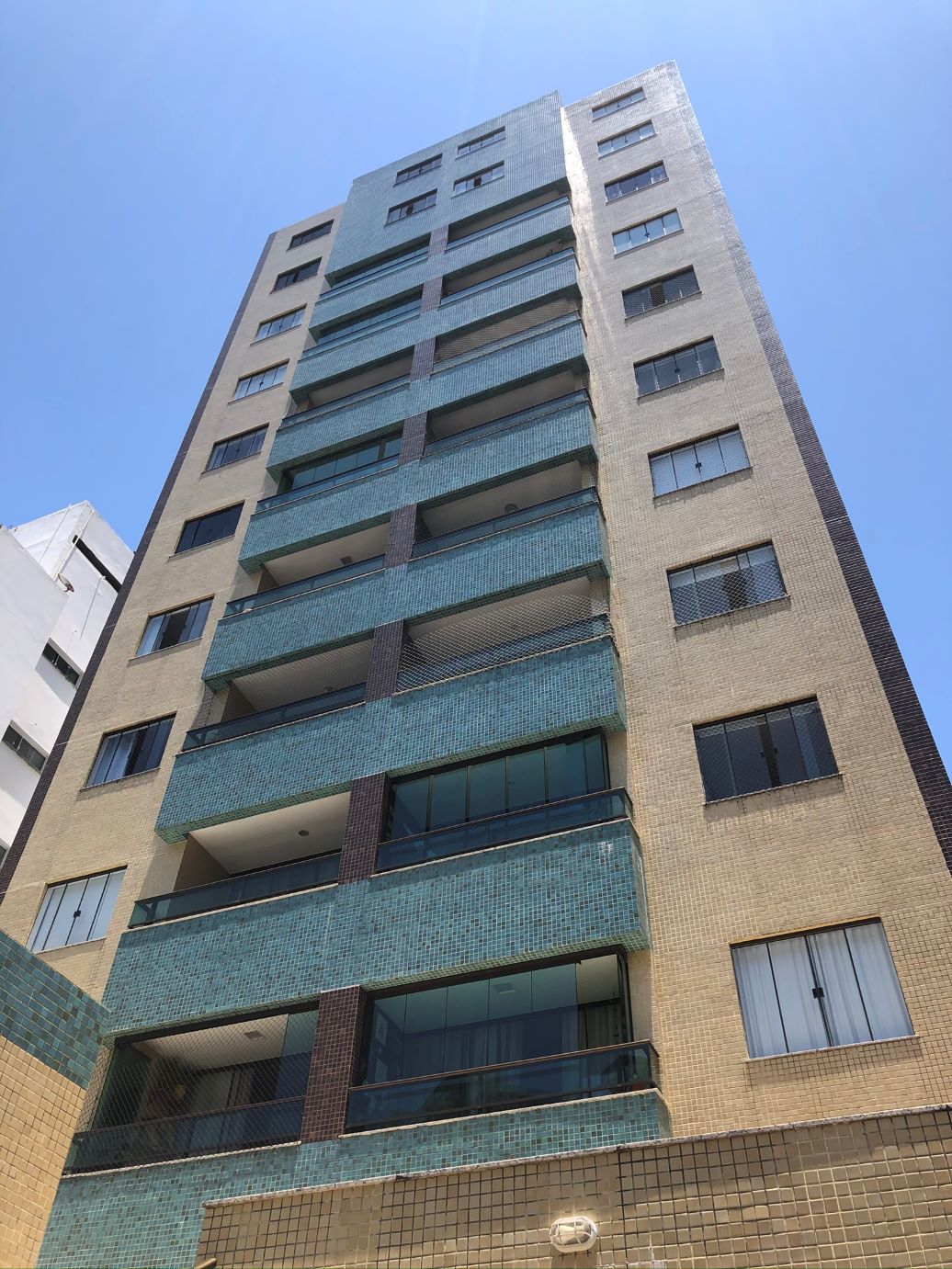 Residencial Baía do Sancho Revitalização de Pastilhas Impermeabilização laje casa de máquinas