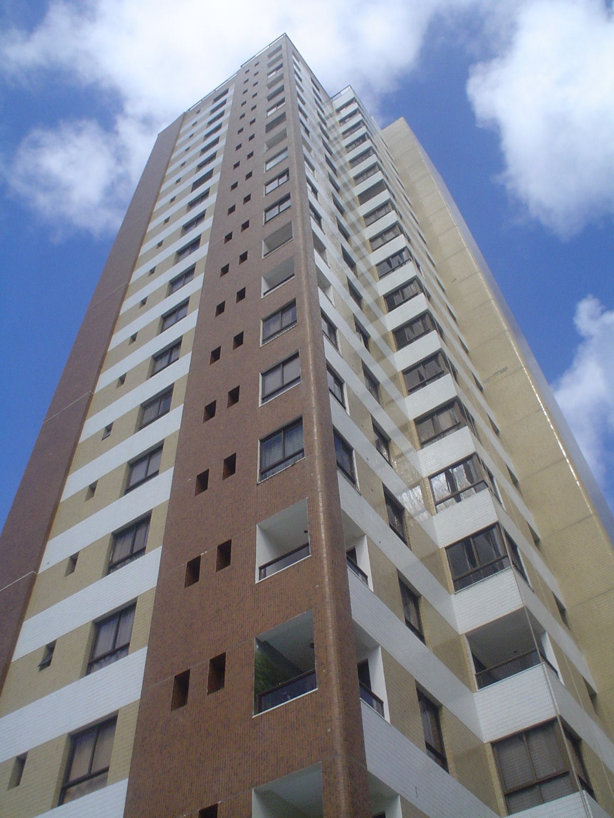 Mansão Graça Imperial - revitalização e reposição de pastilhas da fachada