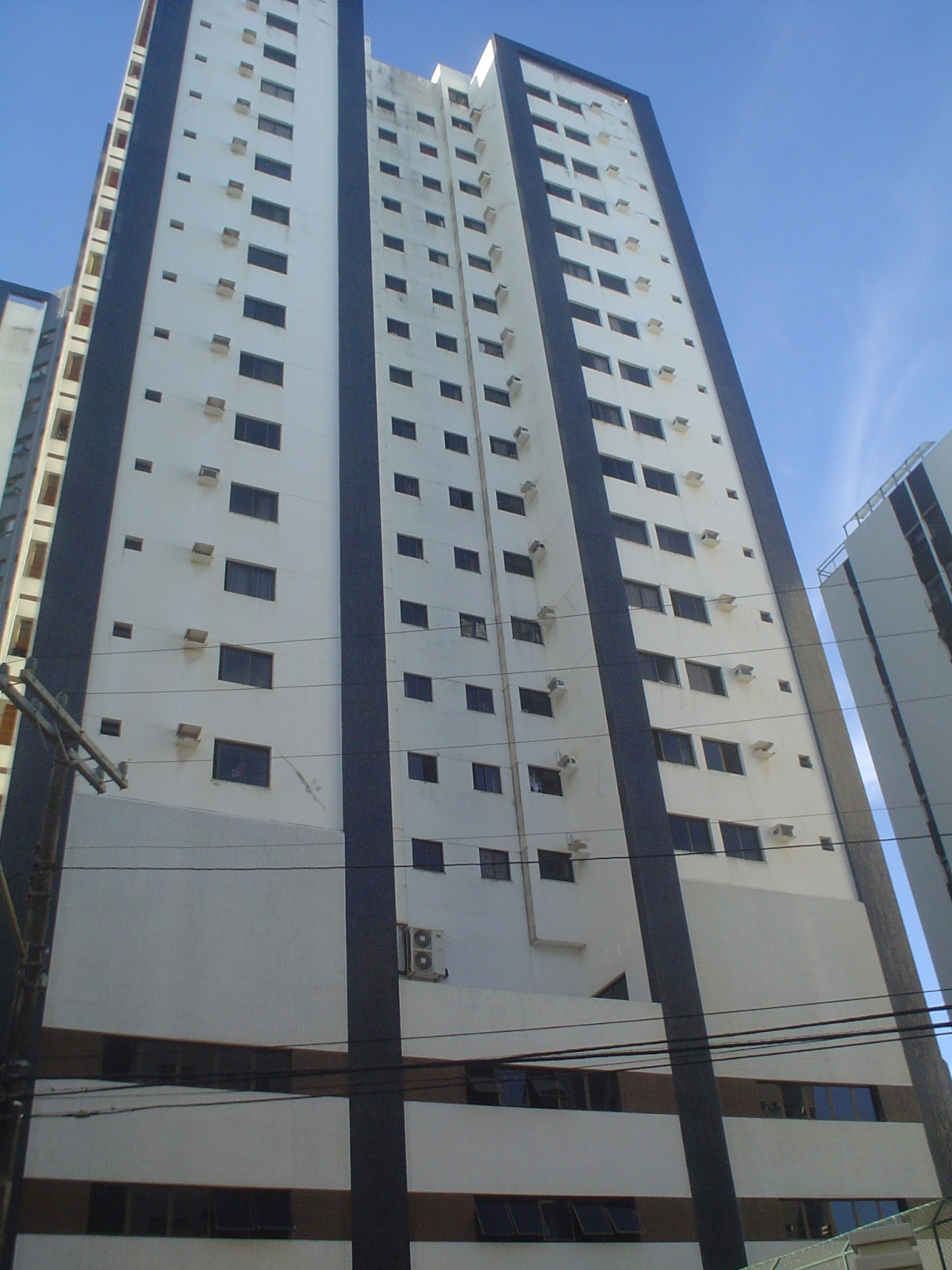 Mansão Jorge Amado - Revitalização de pastilhas e pintura de fachada em Salvador