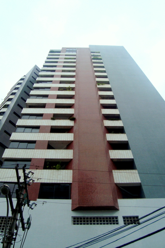 Vivenda do Recanto - Revitalização de pastilhas da fachada